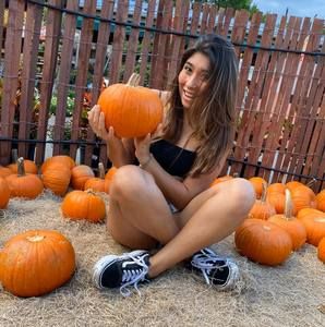 Meet your Posher, Tami